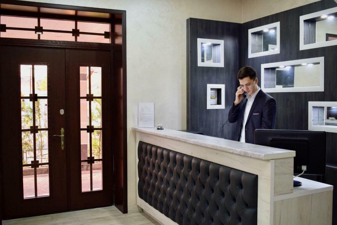 Dostar Inn Șîmkent Exterior foto